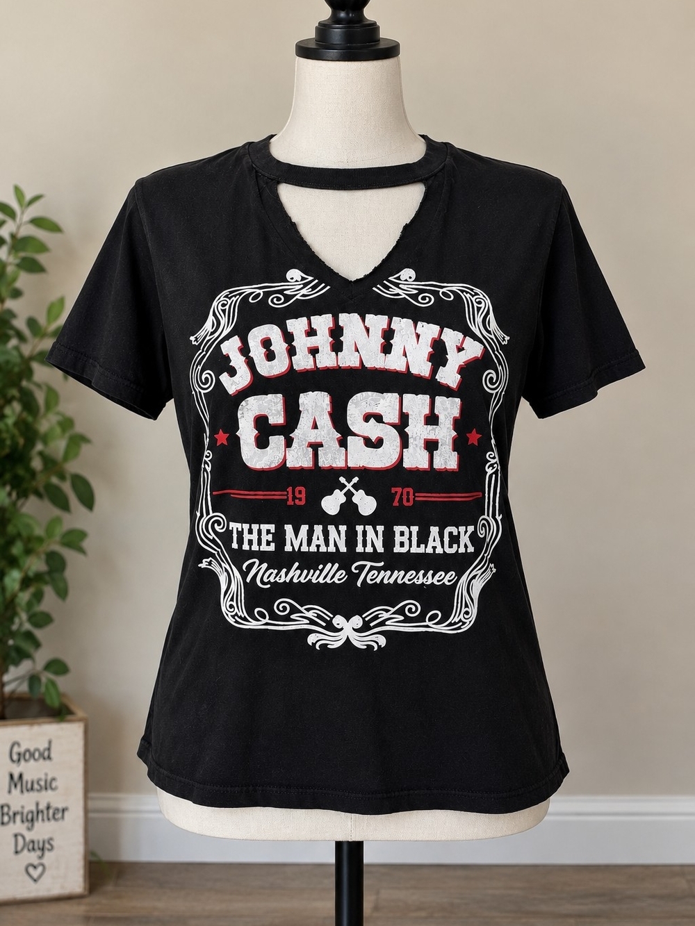 Johnny Cash The Man In Black Cutout T-Shirt - Size Small